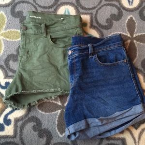 Bundle of Women’s Shorts - Old Navy size 6